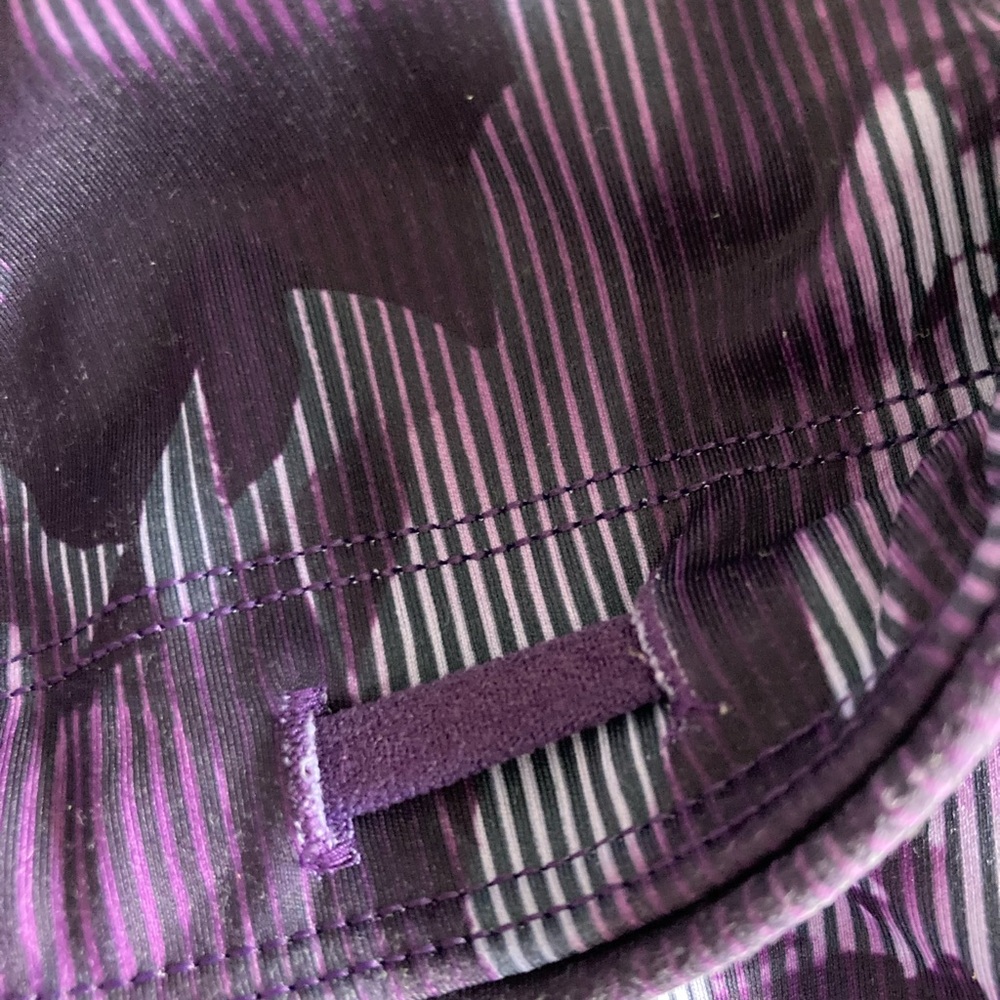 Athleta Women's Purple Pattern Leggings - Picture 9 of 9